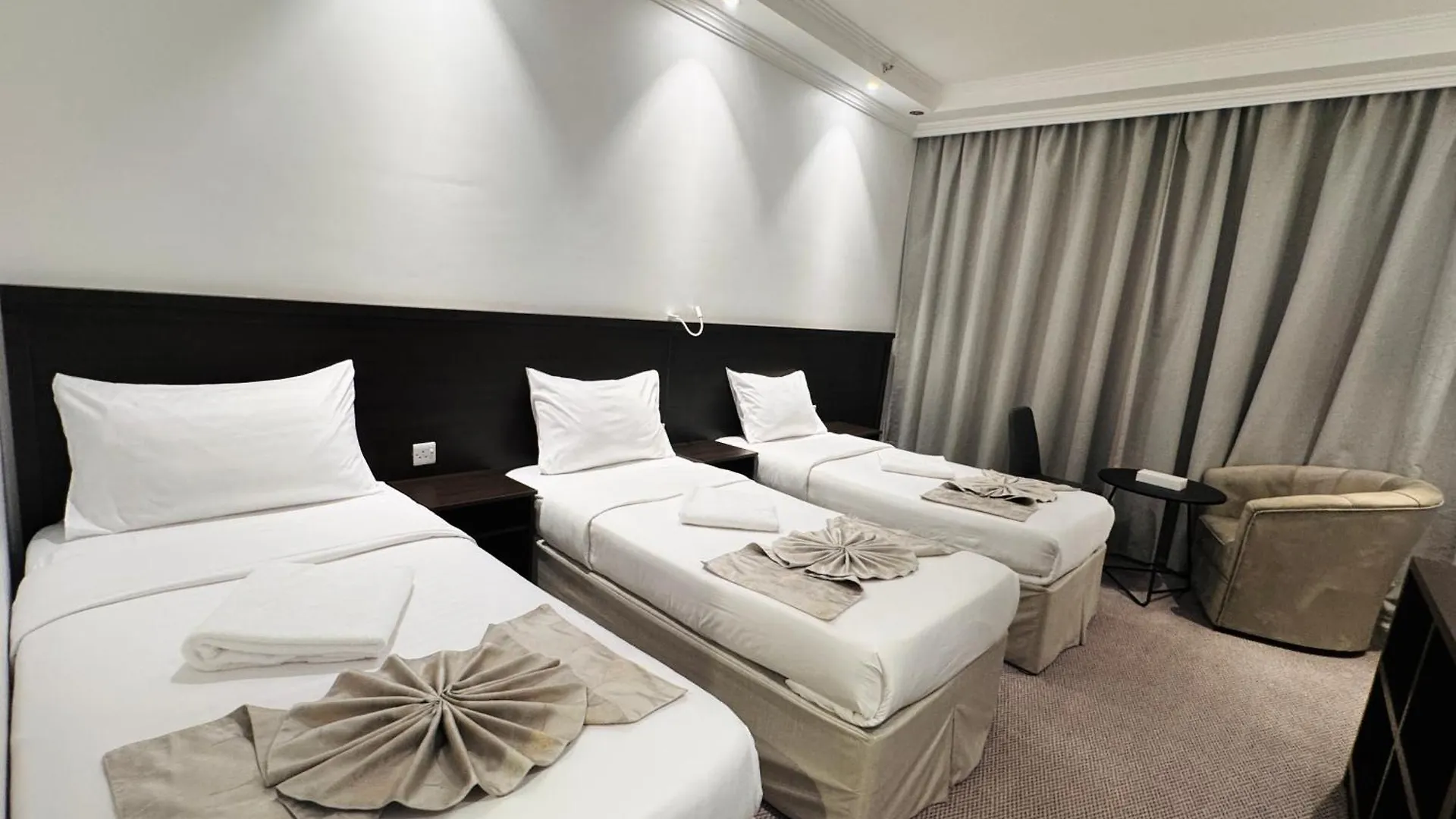 Cent Al Azizia Hotel Makkah Mecca Arab Saudi