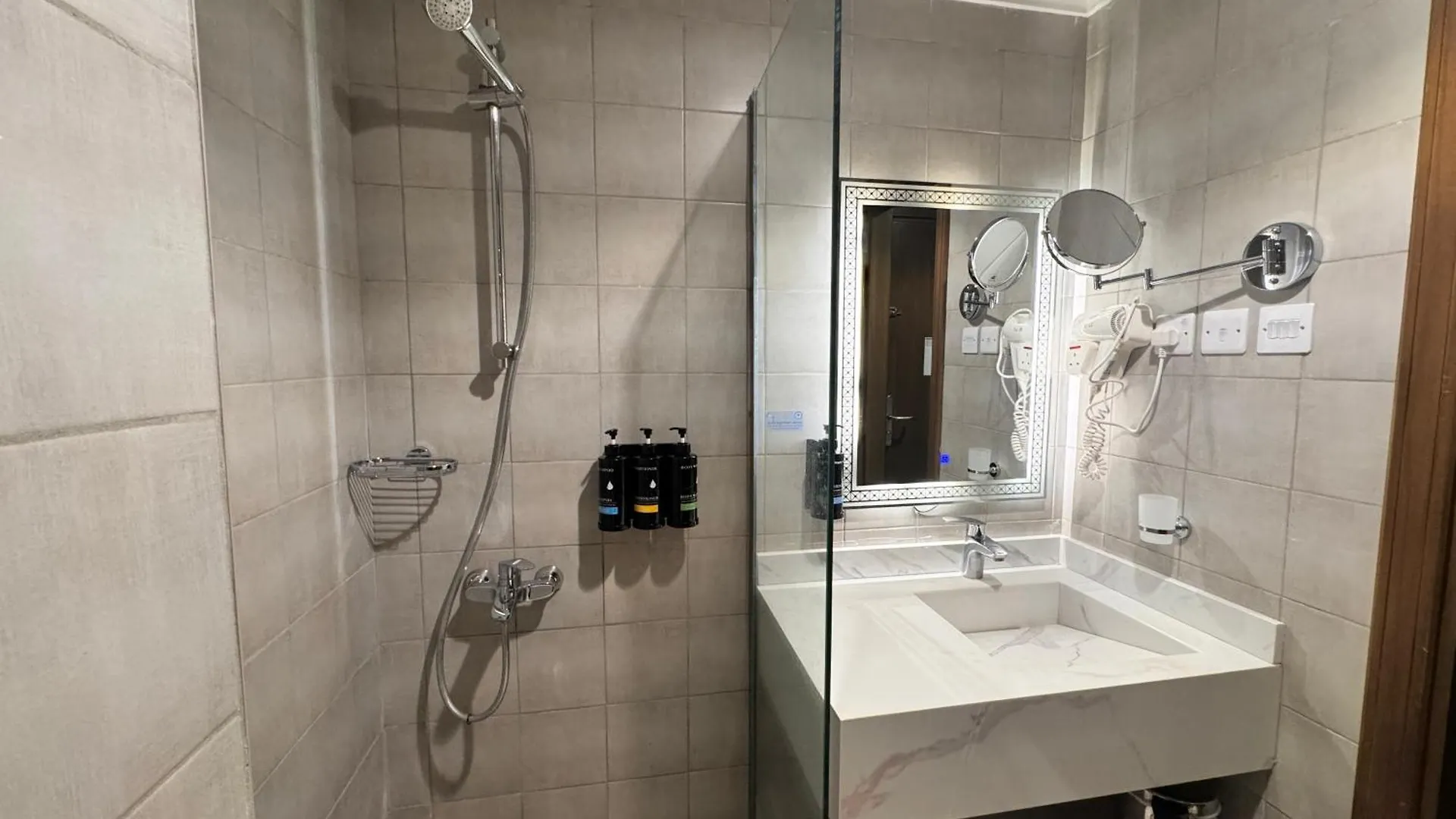 Cent Al Azizia Hotel Makkah Mecca Arab Saudi